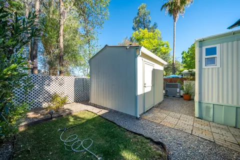 1221 E Cypress Ave, Redding, CA 96002 photo 44