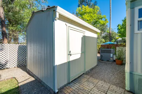 1221 E Cypress Ave, Redding, CA 96002 photo 45