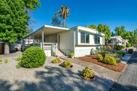 1221 E Cypress Ave, Redding, CA 96002 photo 53