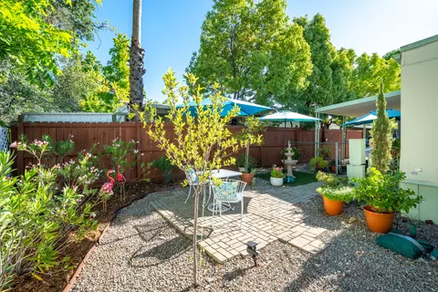 1221 E Cypress Ave, Redding, CA 96002 photo 48