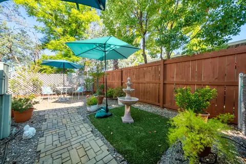 1221 E Cypress Ave, Redding, CA 96002 photo 37