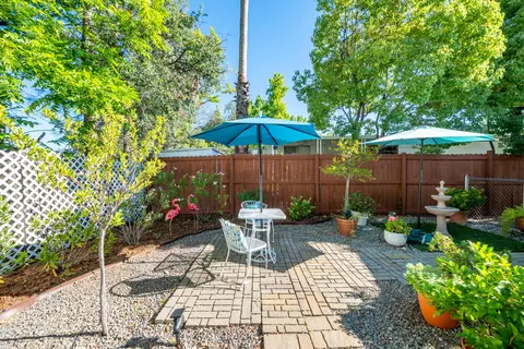 1221 E Cypress Ave, Redding, CA 96002 photo 38