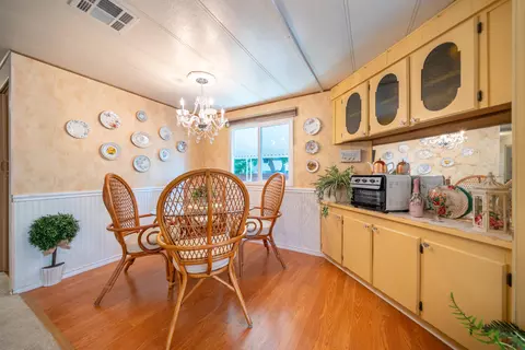 1221 E Cypress Ave, Redding, CA 96002 photo 18