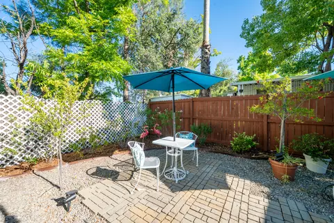 1221 E Cypress Ave, Redding, CA 96002 photo 47