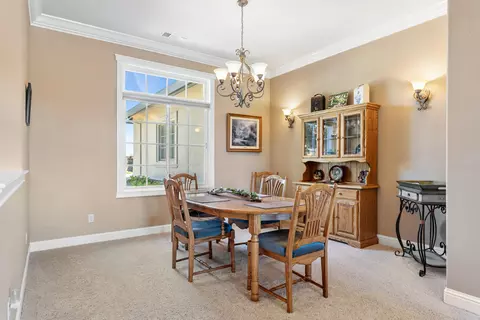 Dining - 892 Coggins St, Redding, CA 96003 photo 1 of 5