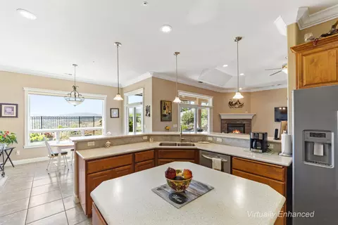 Kitchen - 892 Coggins St, Redding, CA 96003 photo 4 of 4