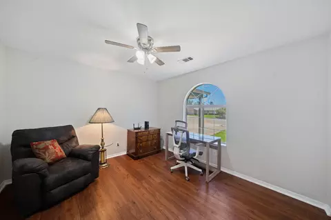 Other - 1738 Almaden Dr, Redding, CA 96001 photo 7 of 9