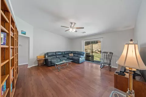 Living - 1738 Almaden Dr, Redding, CA 96001 photo 1 of 2