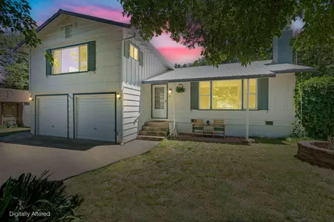 Exterior - 5039 Bidwell Rd, Redding, CA 96001 photo 2 of 10