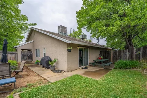 Exterior - 4597 Lynbrook Loop, Redding, CA 96003 photo 7 of 9
