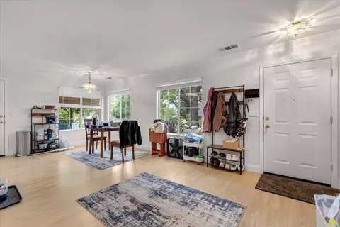 Entry Way - 4597 Lynbrook Loop, Redding, CA 96003 photo 3 of 3