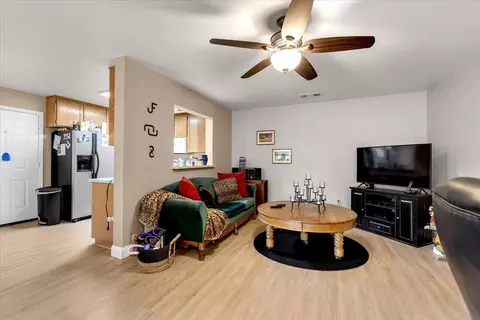 Living - 4597 Lynbrook Loop, Redding, CA 96003 photo 1 of 1