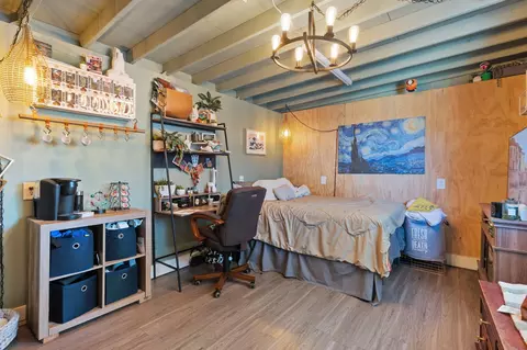 Bedroom - 2075 Westwood Ave, Redding, CA 96001 photo 7 of 7