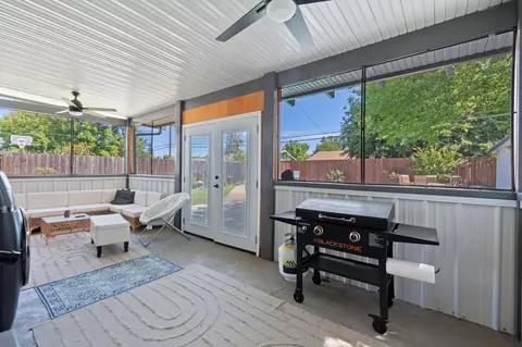 Exterior - 2075 Westwood Ave, Redding, CA 96001 photo 3 of 15