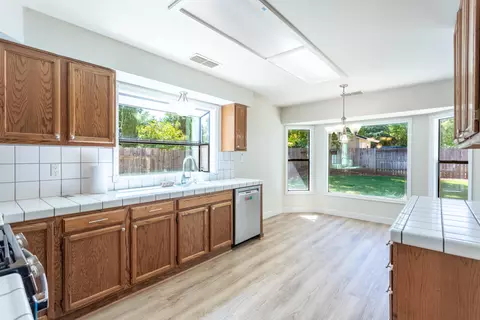 Kitchen - 2163 Sageway Dr, Redding, CA 96003 photo 2 of 2