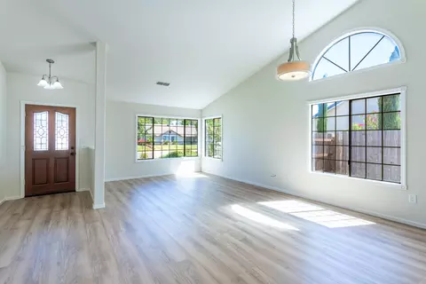 Living - 2163 Sageway Dr, Redding, CA 96003 photo 2 of 6