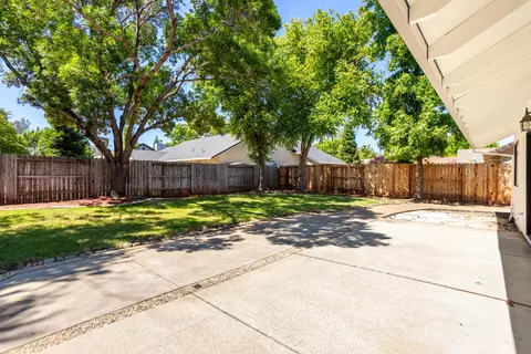 Exterior - 2163 Sageway Dr, Redding, CA 96003 photo 3 of 8