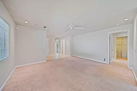 Bedroom - 1361 College Vw, Redding, CA 96003 photo 1 of 6