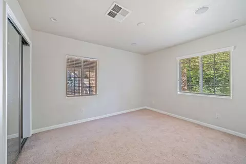 Bedroom - 1361 College Vw, Redding, CA 96003 photo 5 of 6