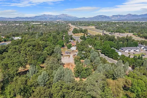 View/Area - 1361 College Vw, Redding, CA 96003 photo 9 of 12