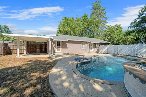 Exterior - 1361 College Vw, Redding, CA 96003 photo 3 of 29