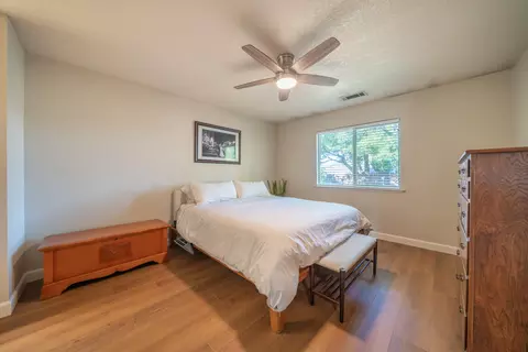 Bedroom - 1639 Whistling Dr, Redding, CA 96003 photo 1 of 4