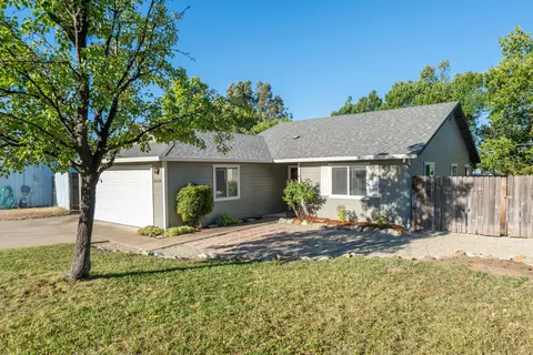 Exterior - 1639 Whistling Dr, Redding, CA 96003 photo 2 of 13