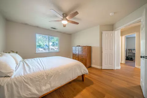 Bedroom - 1639 Whistling Dr, Redding, CA 96003 photo 2 of 4