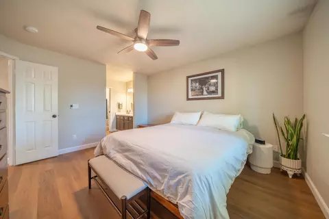 Bedroom - 1639 Whistling Dr, Redding, CA 96003 photo 3 of 4