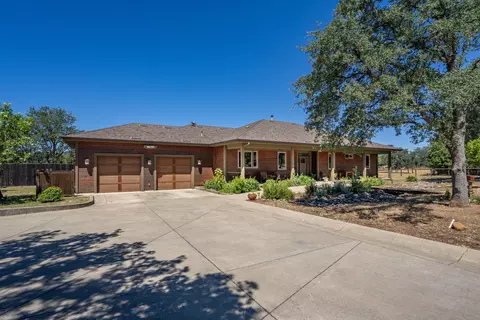 10510 Northgate Dr, Palo Cedro, CA 96073
