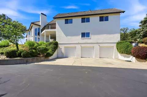 Exterior - 15368 Mountain Shadows Dr, Redding, CA 96001 photo 8 of 11