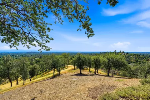 Other - 15368 Mountain Shadows Dr, Redding, CA 96001 photo 9 of 11