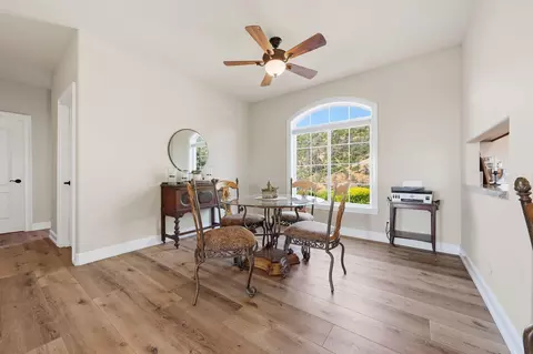 Dining - 15368 Mountain Shadows Dr, Redding, CA 96001 photo 1 of 3