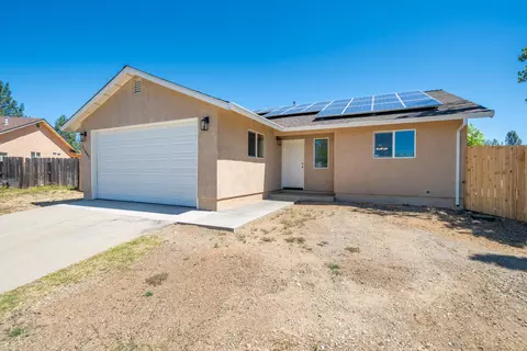 Exterior - 11405 Cortez Dr, Redding, CA 96003 photo 2 of 6