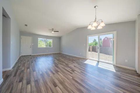Living - 11405 Cortez Dr, Redding, CA 96003 photo 3 of 4