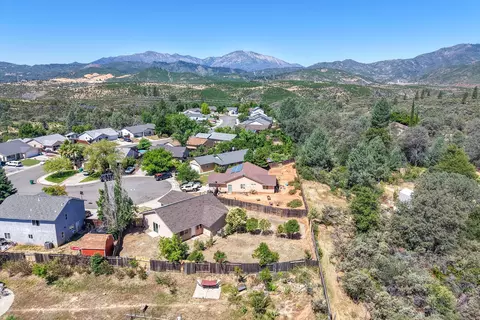 View/Area - 11405 Cortez Dr, Redding, CA 96003 photo 2 of 4
