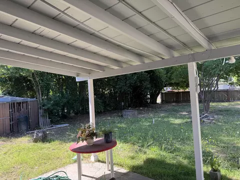 Exterior - 1015 Gold St, Redding, CA 96001 photo 5 of 5