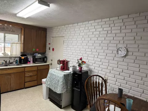 Kitchen - 1015 Gold St, Redding, CA 96001 photo 1 of 2