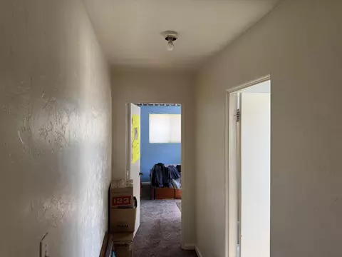 Entry Way - 1015 Gold St, Redding, CA 96001 photo 1 of 3