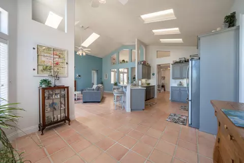 Entry Way - 2707 Blue Bell Dr, Redding, CA 96001 photo 7 of 8
