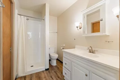 Bath - 545 Main St, Weed, CA 96094 photo 1 of 2