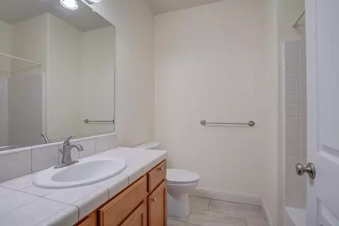 Bath - 3473 Nathan Dr, Anderson, CA 96007 photo 1 of 3