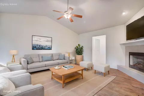 Living - 3473 Nathan Dr, Anderson, CA 96007 photo 5 of 9