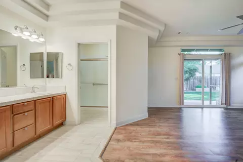 Entry Way - 3473 Nathan Dr, Anderson, CA 96007 photo 4 of 4
