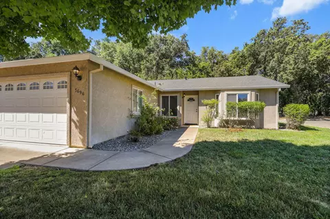 3696 Brentwood Ln, Anderson, CA 96007