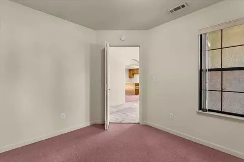 Bedroom - 1927 Vineyard Trl, Redding, CA 96003 photo 1 of 10