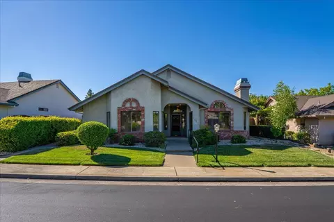 1927 Vineyard Trl, Redding, CA 96003