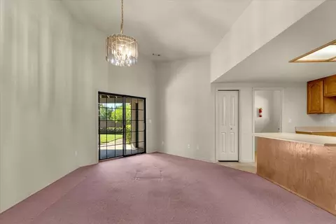 Living - 1927 Vineyard Trl, Redding, CA 96003 photo 3 of 11