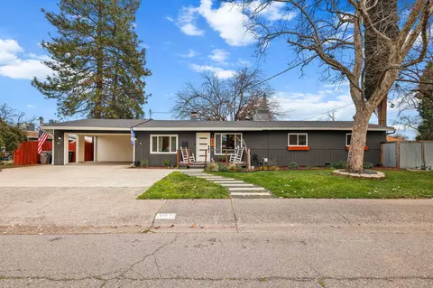 2041 Athens Ave, Redding, CA 96001