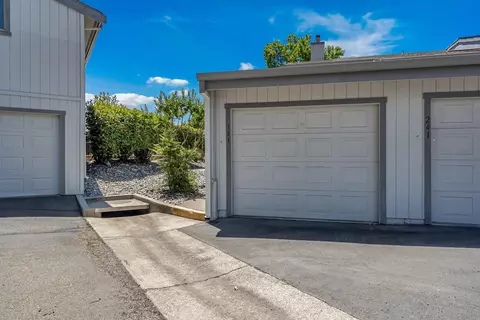 Exterior - 249 Ridgetop Dr #141, Redding, CA 96003 photo 2 of 3